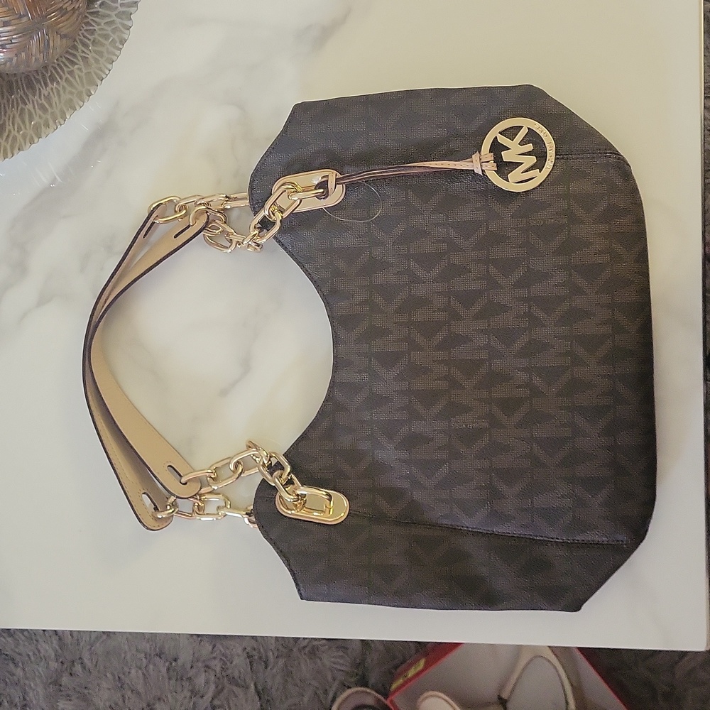 Purse - Picture 2 of 4
